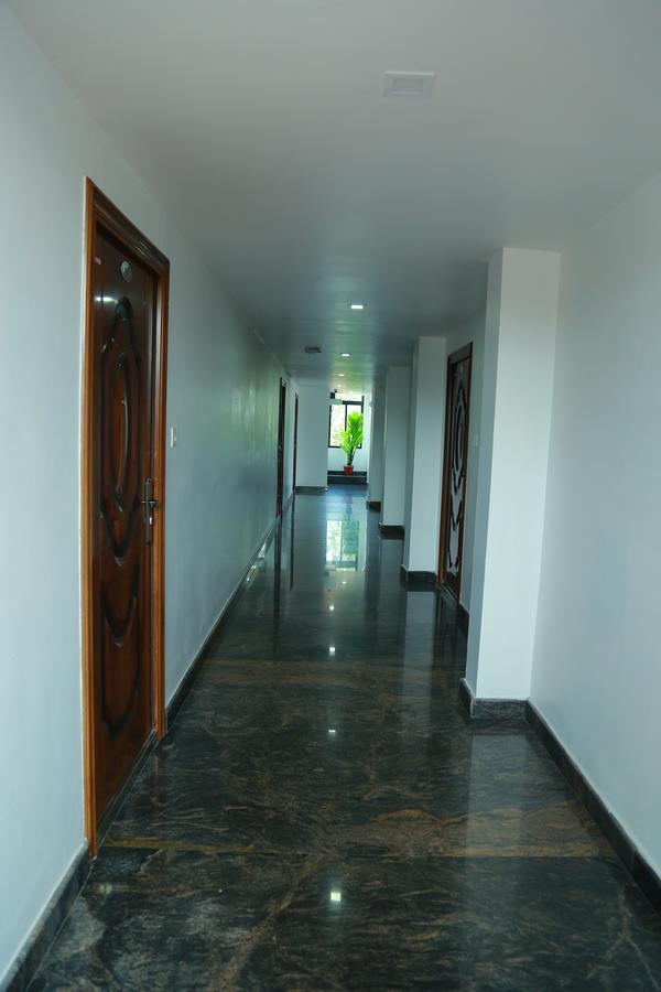 Aarya Bhavan Residency Hotell Malappuram Exteriör bild
